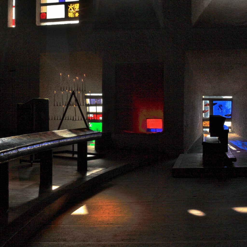 Chapelle Le Corbusier Ronchamp mur de lumière