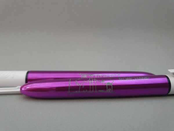 Stylo BIC® 4 Couleurs - Violet _ Chapelle de Ronchamp – Image 3
